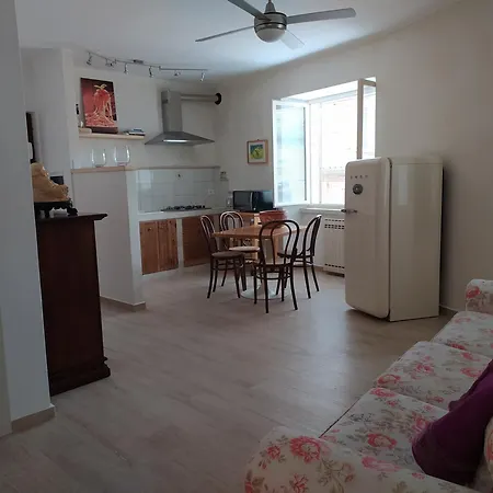 El Pontesel Apartment